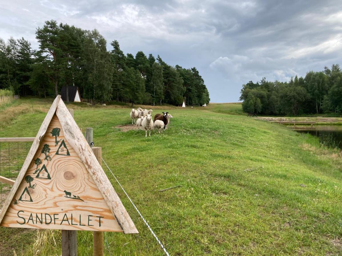 Sandfallet Glamping Лахолм Екстериор снимка